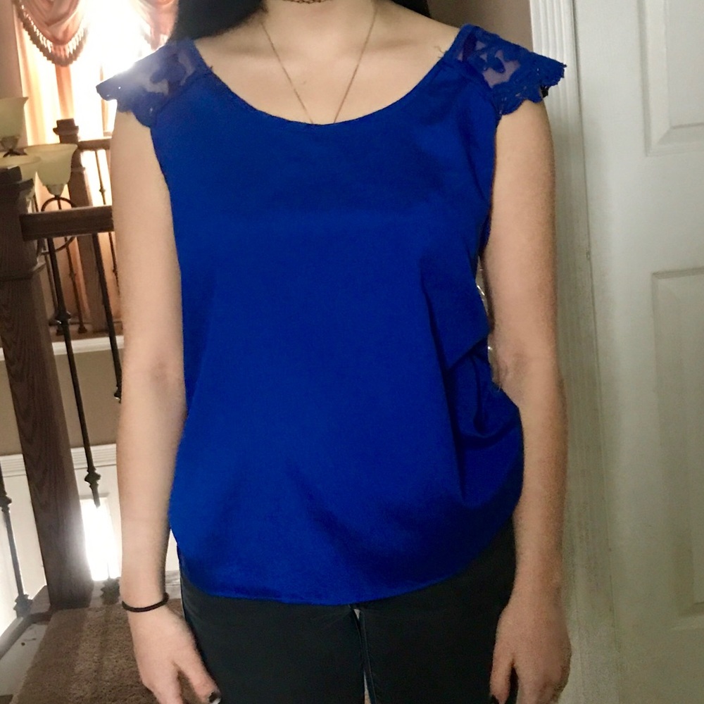 NWT Royal Blue Sleeveless Top Size Medium